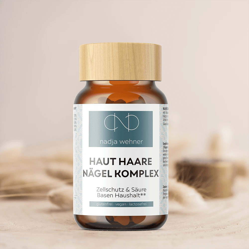 Eine Flasche Manarose Haut Haare Nägel Komplex für Zellschutz und Säure-Basen-Haushalt.